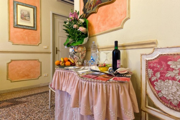 Antica Residenza D'Azeglio Room&Breakfast di Charme image 28